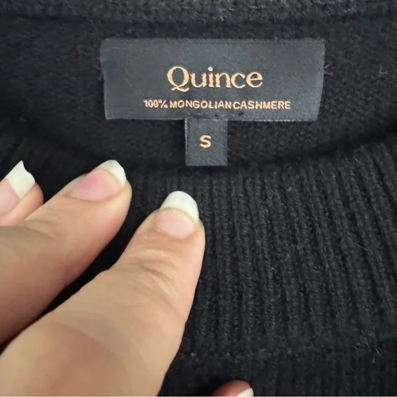 NWOT! | QUINCE Women's Mongolian Cashmere Oversized Crewneck Sweater Black Small - Picture 7 of 11